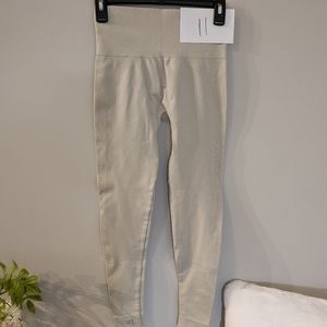 #11 Set Active leggings size small